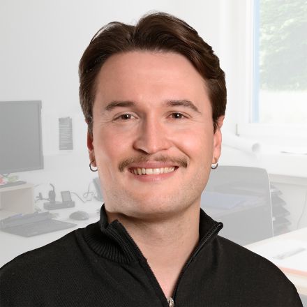 wp-content/uploads/2026/02/Portraits_Robin_Fischer_HG_web.jpg