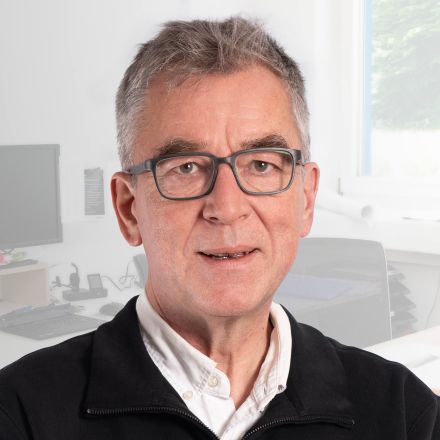 wp-content/uploads/2026/03/Portrait_Ulrich_Herrmann_HG_web.jpg